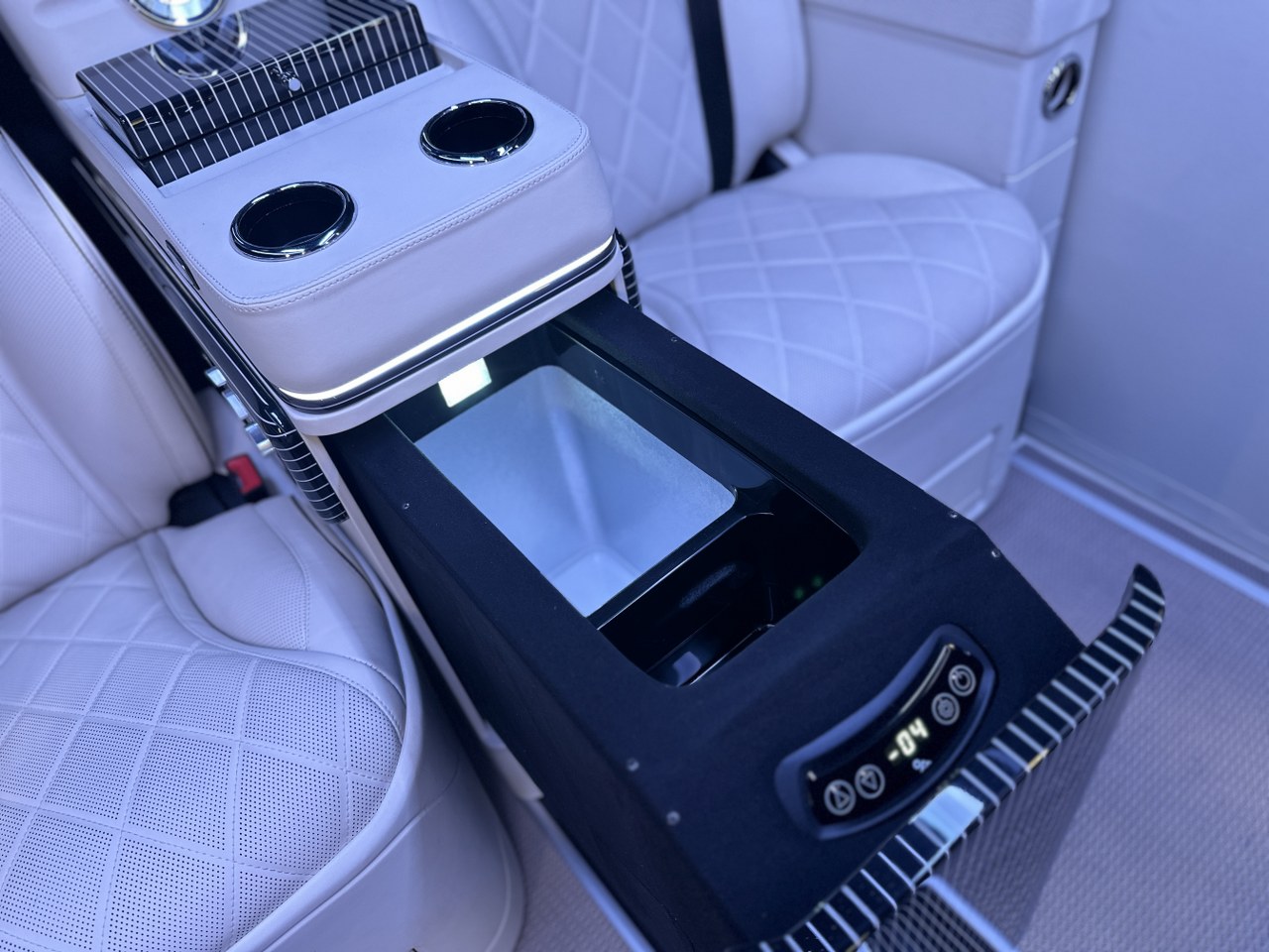 MERCEDES SPLİNTERJETVAN BUSİNESS  galerisi