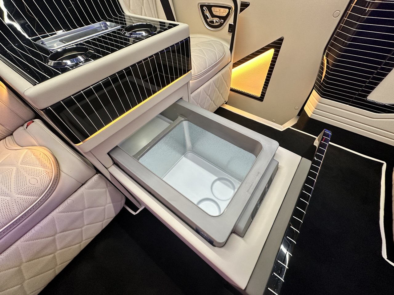 MERCEDES SPLİNTERJETVAN BUSİNESS  galerisi