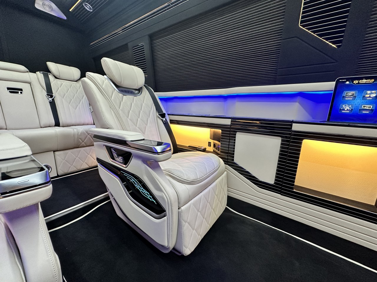 MERCEDES SPLİNTERJETVAN BUSİNESS  galerisi