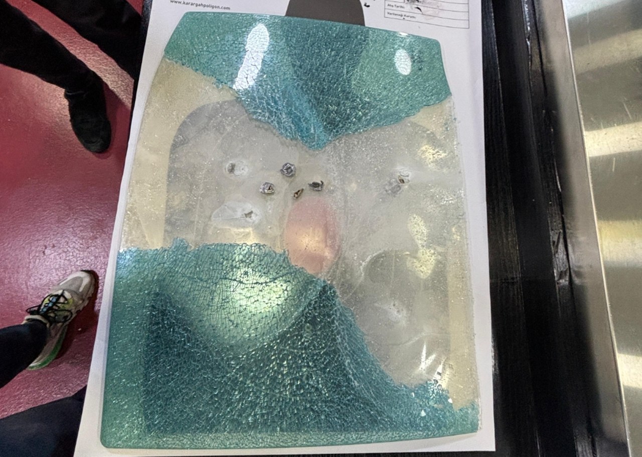 Br2 Kurşun Geçirmez Cam Filmi